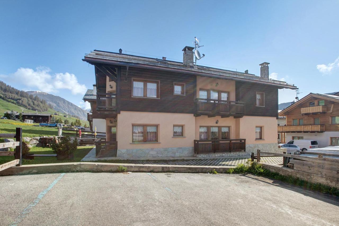 Baita Truzz Appartamento Valle Livigno Luaran gambar